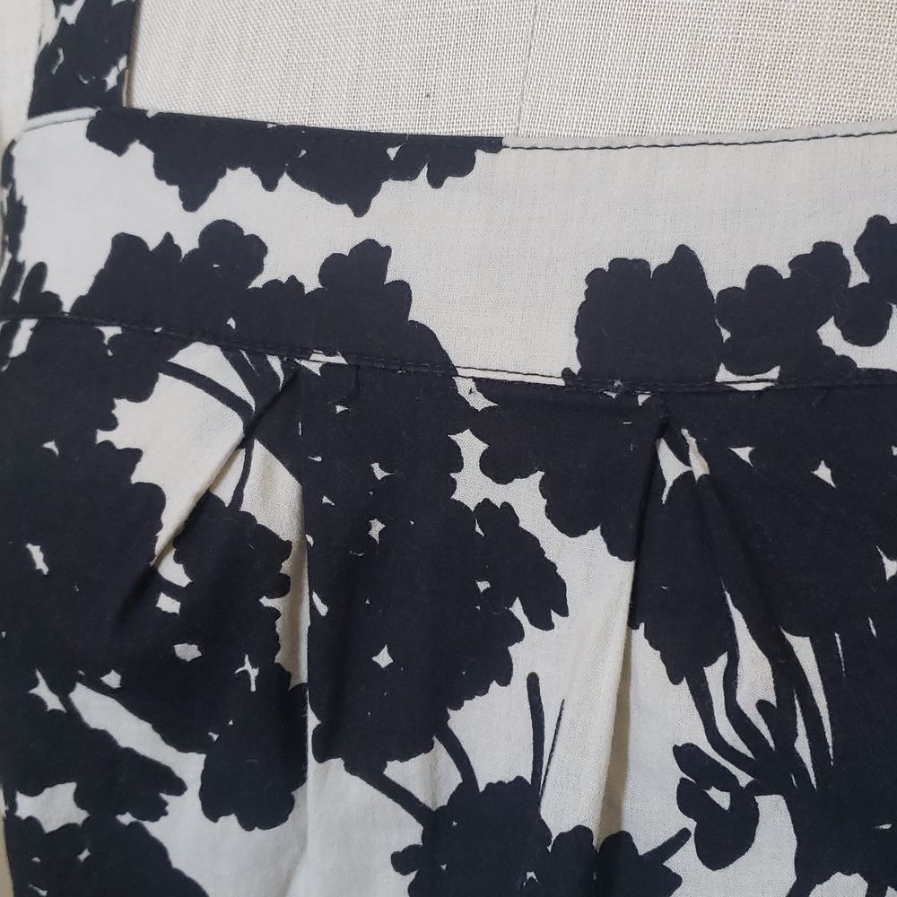Anthropologie ELWOOD Black Off‑White Floral Cotton Camisole Top Sleeveless XS - Picture 11 of 16